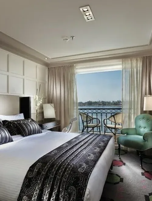 3-Day Nile Cruise from Aswan to Luxor and Hot Air Balloon