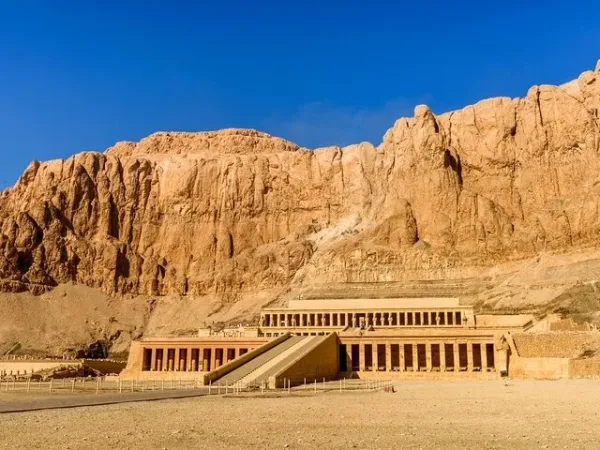 Full-Day Luxor Tour – Discover the East and West Banks of the Nile